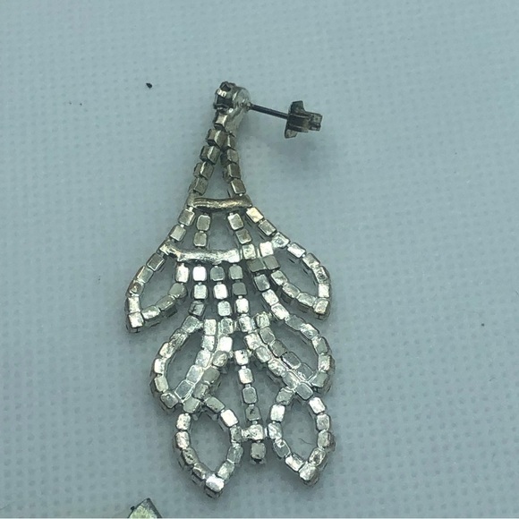 VINTAGE Rhinestone Crystal Leaf Chandelier Stud Earrings Large 2.1” EUC - Picture 3 of 4
